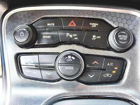 Used 2017 Dodge Challenger SXT Plus image 18