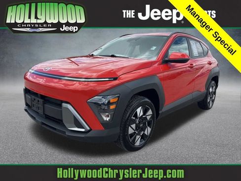 Used 2024 Hyundai Kona SEL AWD/4WD image 1