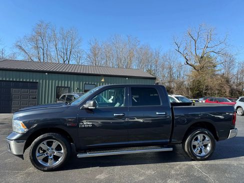 Used 2017 RAM 1500 Big Horn image 3