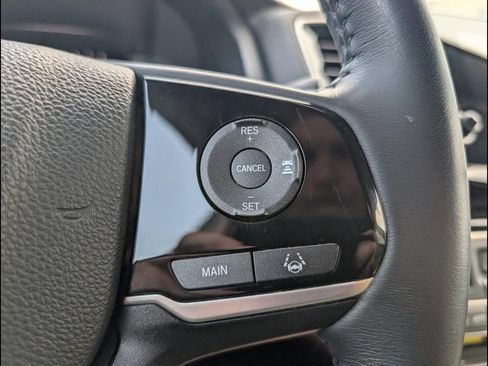 Used 2020 Honda Pilot Touring image 15