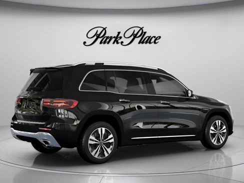 New 2026 Mercedes-Benz GLB 250 image 22