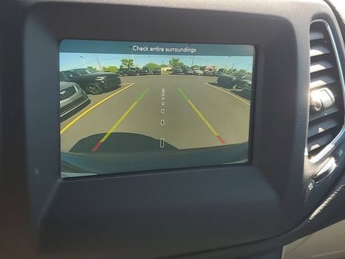 Used 2021 Jeep Compass Latitude AWD/4WD image 26