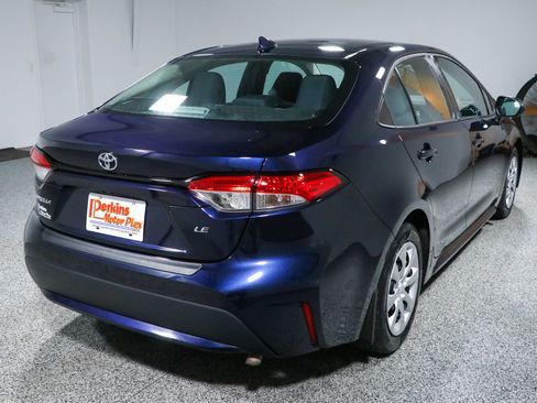 Used 2022 Toyota Corolla LE w/ Carpet Mat Package (TMS) FWD image 7