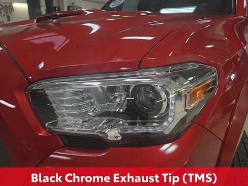 Certified 2023 Toyota Tacoma TRD Sport image 36