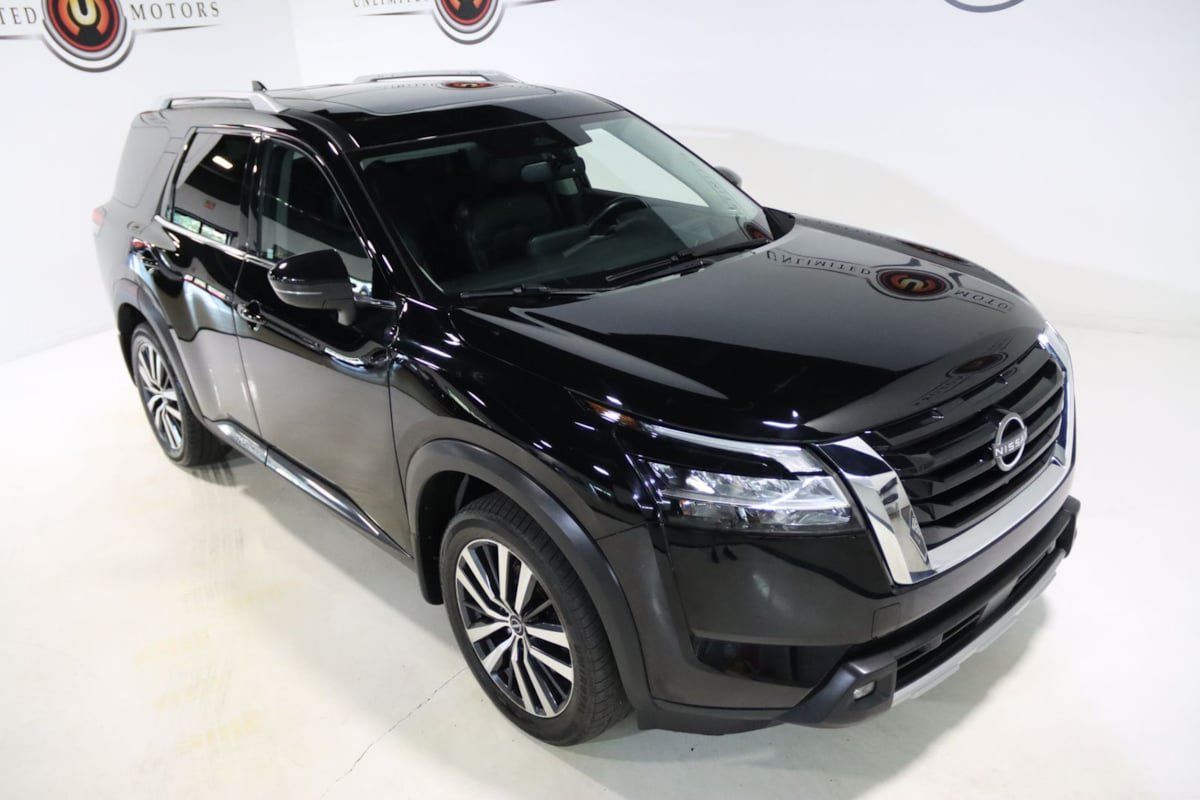 Used 2022 Nissan Pathfinder Platinum AWD/4WD image 22