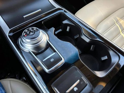 Used 2019 Ford Edge SEL w/ Equipment Group 201A image 23