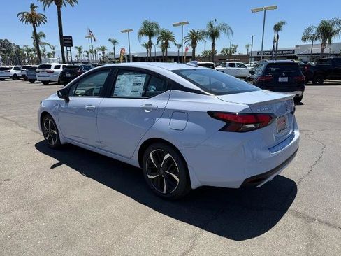 New 2025 Nissan Versa SR w/ Trunk Package image 4