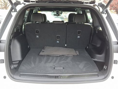 Used 2024 Jeep Grand Cherokee Altitude image 27