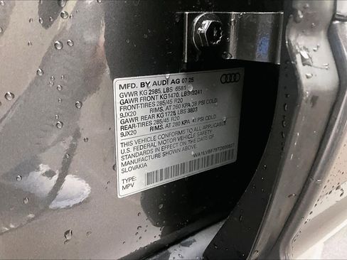 New 2026 Audi Q7 Premium Plus image 18