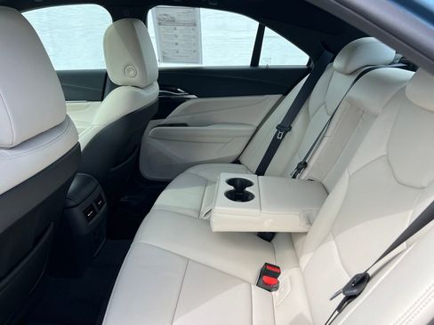 Certified 2023 Cadillac CT4 Premium Luxury image 17