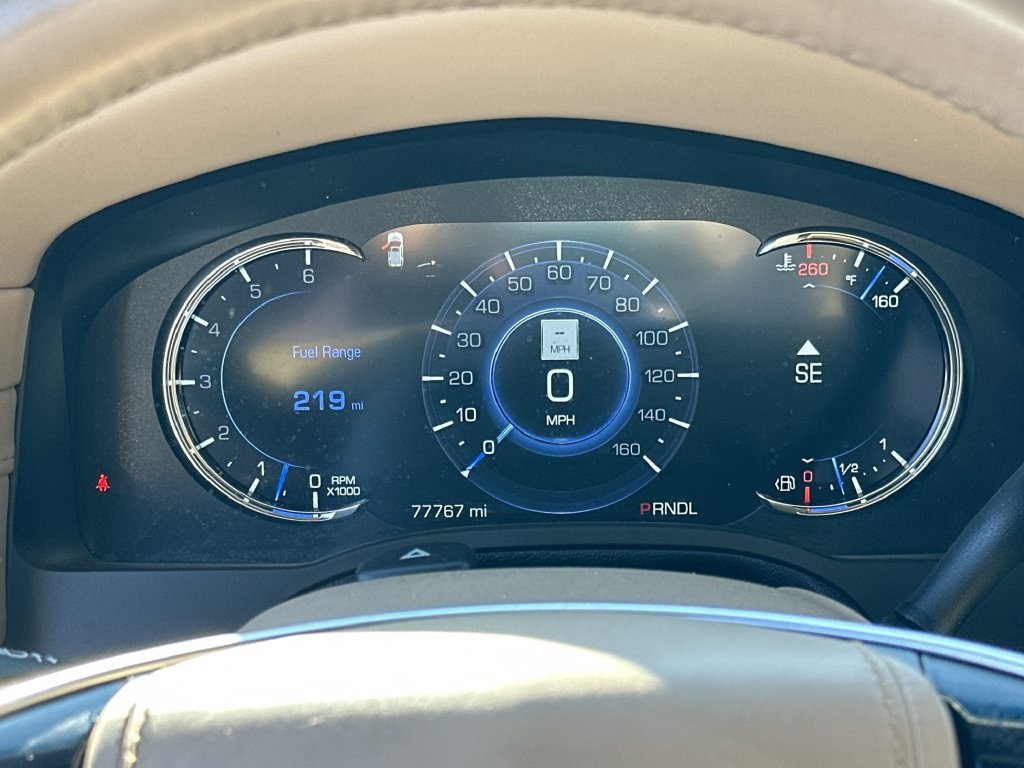 Used 2018 Cadillac Escalade ESV Platinum AWD/4WD image 13