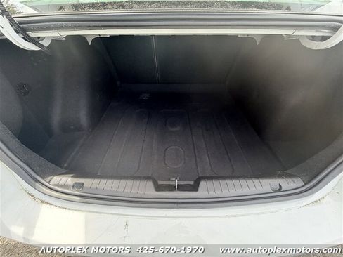 Used 2014 Chevrolet Cruze LT FWD image 9