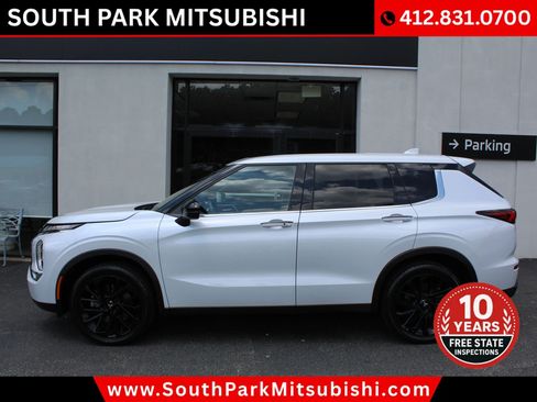 Used 2022 Mitsubishi Outlander SEL Black Edition AWD/4WD image 1