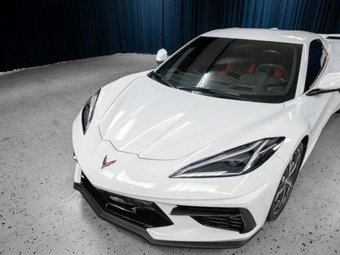 Used 2020 Chevrolet Corvette Stingray Premium Conv w/ 3LT Preferred Equipment Group image 4