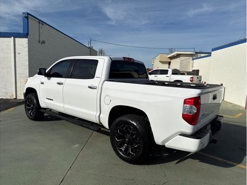 Used 2015 Toyota Tundra Limited w/ Limited Premium Package image 8