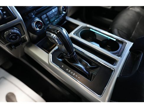 Used 2016 Ford F150 Lariat w/ Equipment Group 502A Luxury AWD/4WD image 19