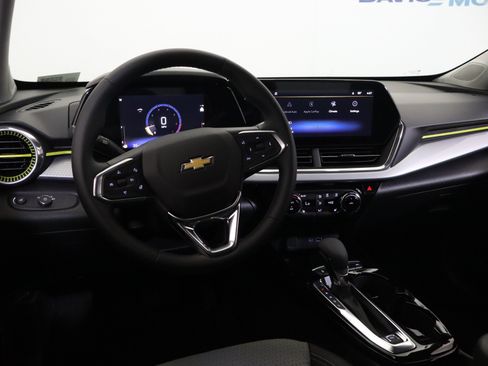 New 2026 Chevrolet Trax LT w/ Driver Confidence Package FWD image 17