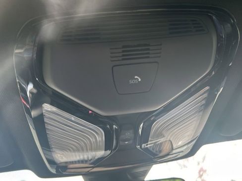 Used 2025 BMW M340i xDrive w/ Premium Package image 19