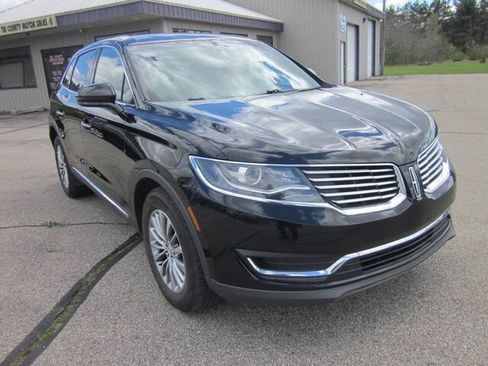 Used 2018 Lincoln MKX Select w/ Select Plus Package AWD/4WD image 8