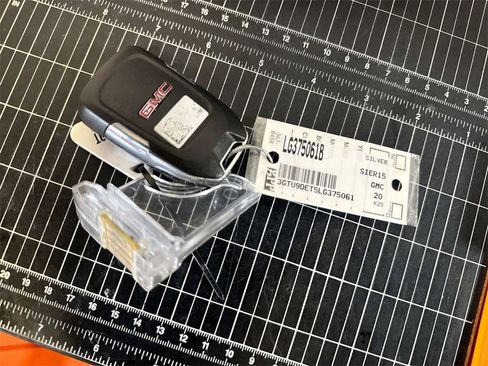 Used 2020 GMC Sierra 1500 SLT w/ SLT Premium Plus Package image 36