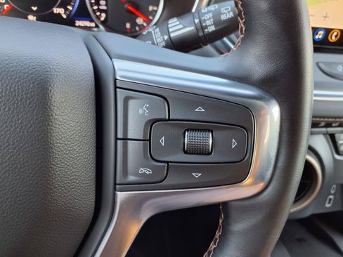 Used 2024 Chevrolet Blazer Premier w/ Driver Confidence II Package FWD image 16
