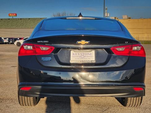 Used 2024 Chevrolet Malibu LT image 3