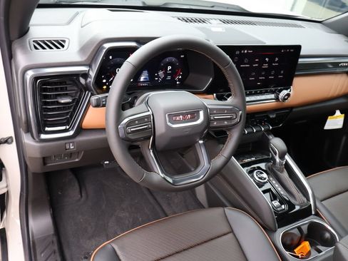 New 2026 GMC Canyon AT4 w/ Technology Plus Package AWD/4WD image 24