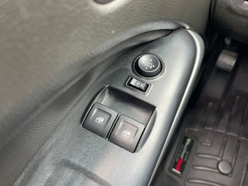 Used 2015 Chevrolet Colorado LT RWD image 23