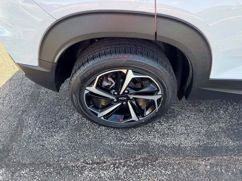 Certified 2023 Chevrolet TrailBlazer RS w/ Convenience Package FWD image 29