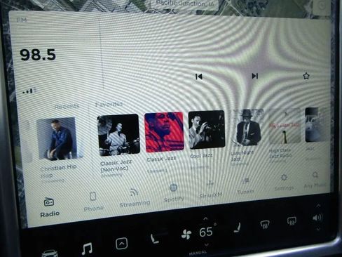 Used 2015 Tesla Model S 85D image 20