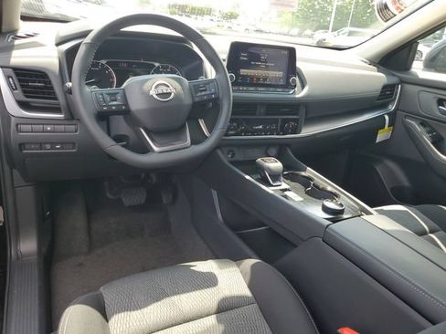 New 2026 Nissan Rogue SV w/ Cold Weather Package AWD/4WD image 13