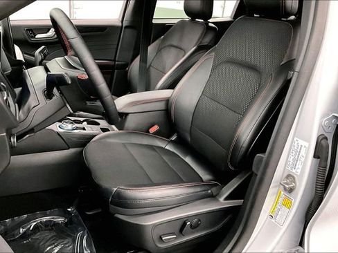 Used 2025 Ford Escape ST-Line w/ Equipment Group 301A FWD image 23