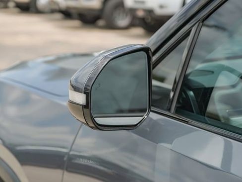 Used 2023 Rivian R1T Adventure image 53