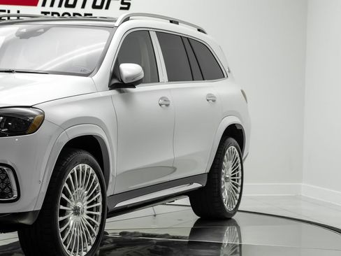 Used 2026 Mercedes-Benz Maybach GLS 600 4MATIC image 3