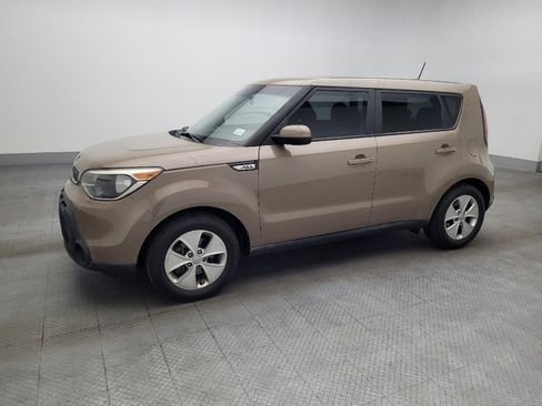 Used 2016 Kia Soul w/ Convenience Package image 2