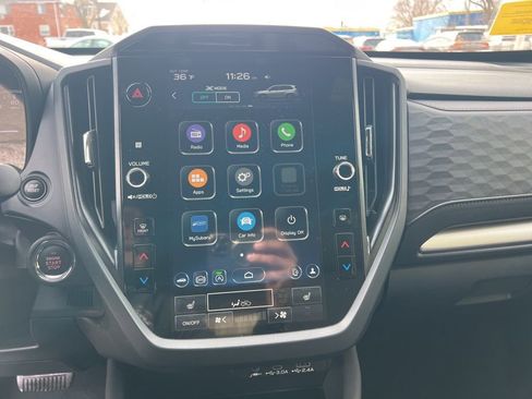 Used 2025 Subaru Forester Premium image 18