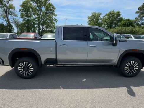 New 2026 GMC Sierra 2500 Denali Ultimate AWD/4WD image 9