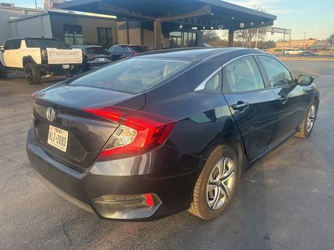 Used 2017 Honda Civic LX image 3