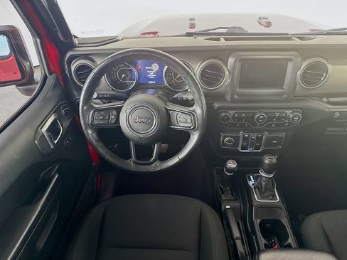 Used 2018 Jeep Wrangler Unlimited Sport S AWD/4WD image 22