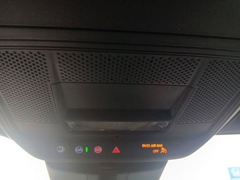 New 2026 GMC Acadia Elevation image 23