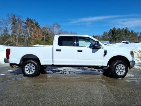 Used 2022 Ford F250 XLT w/ XLT Value Package image 3
