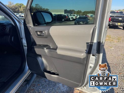 Used 2023 Toyota Tacoma SR AWD/4WD image 22