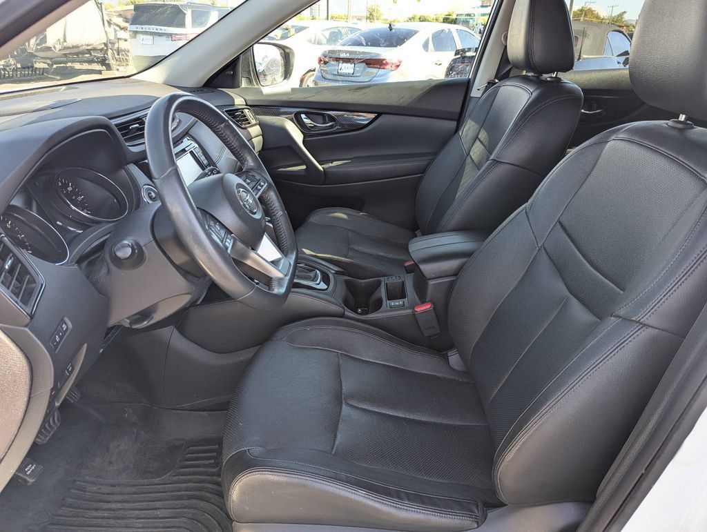Used 2017 Nissan Rogue SL w/ SL Premium Package AWD/4WD image 24