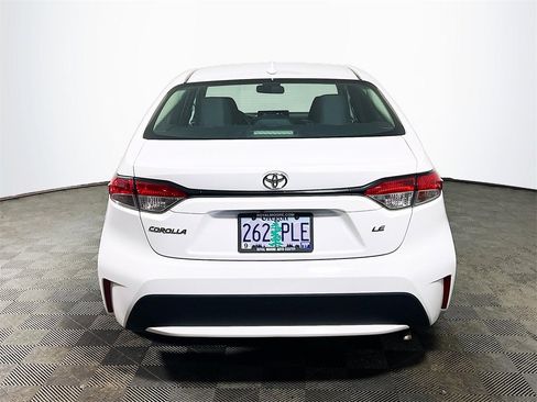 Certified 2022 Toyota Corolla LE image 7