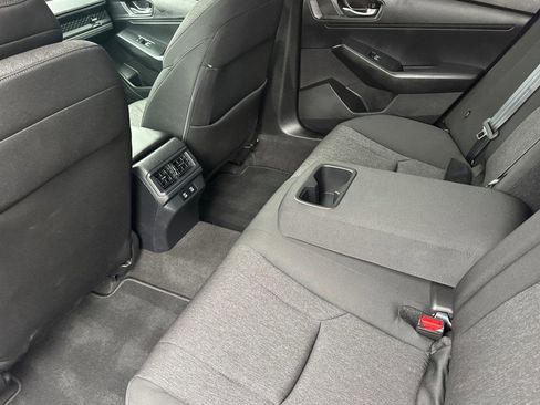 Certified 2025 Honda Accord SE image 8