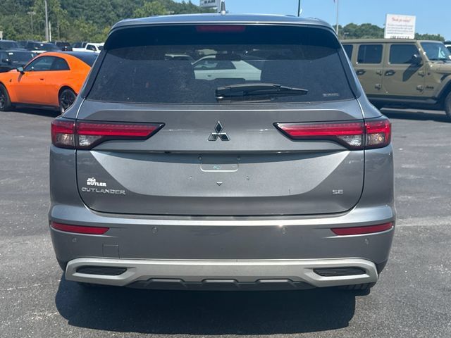 Used 2024 Mitsubishi Outlander AWD image 6