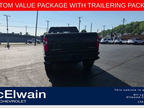 Used 2021 Chevrolet Silverado 2500 Custom w/ Custom Value Package AWD/4WD image 8