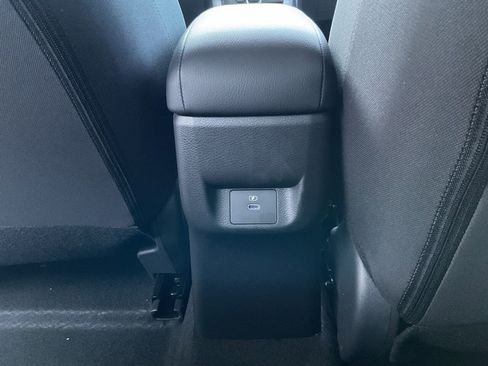 New 2025 Nissan Versa SR w/ Trunk Package image 17