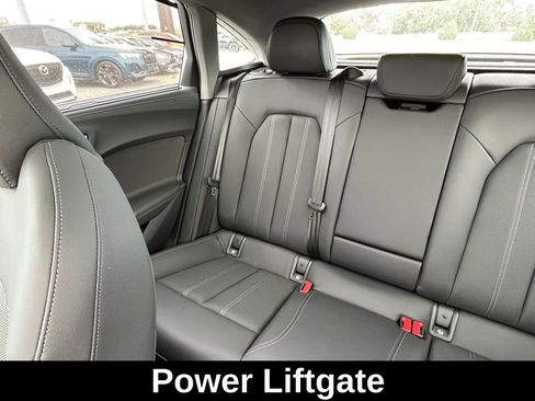 Used 2025 Audi A5 2.0T Prestige image 12