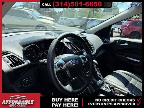 Used 2015 Ford Escape Titanium FWD image 9